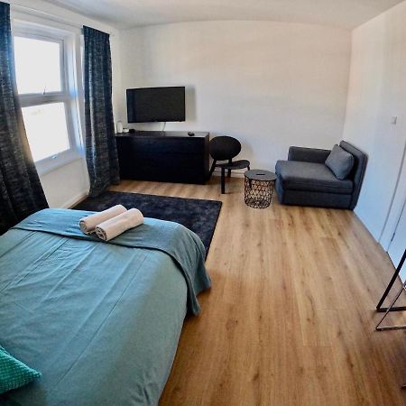 Lovely One Bedroom Flat Londres Extérieur photo