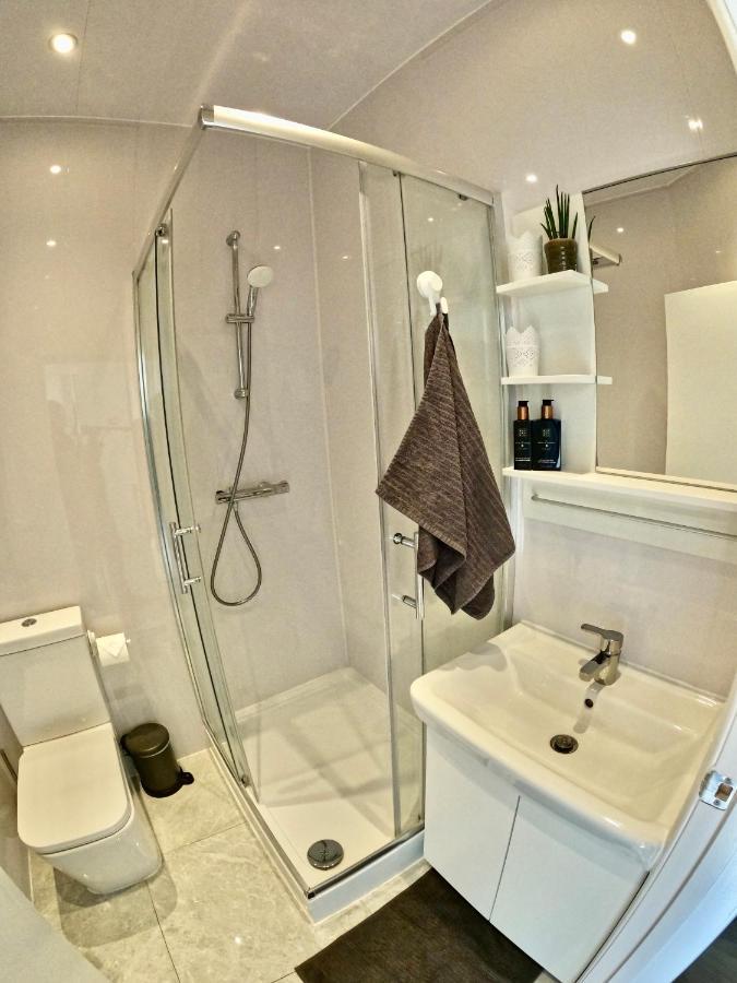 Lovely One Bedroom Flat Londres Extérieur photo