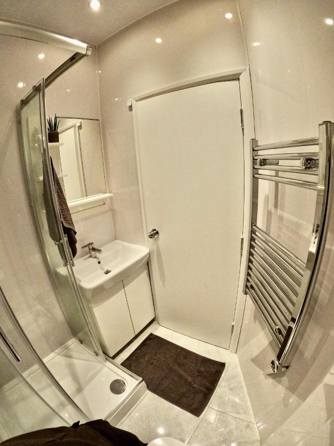 Lovely One Bedroom Flat Londres Extérieur photo